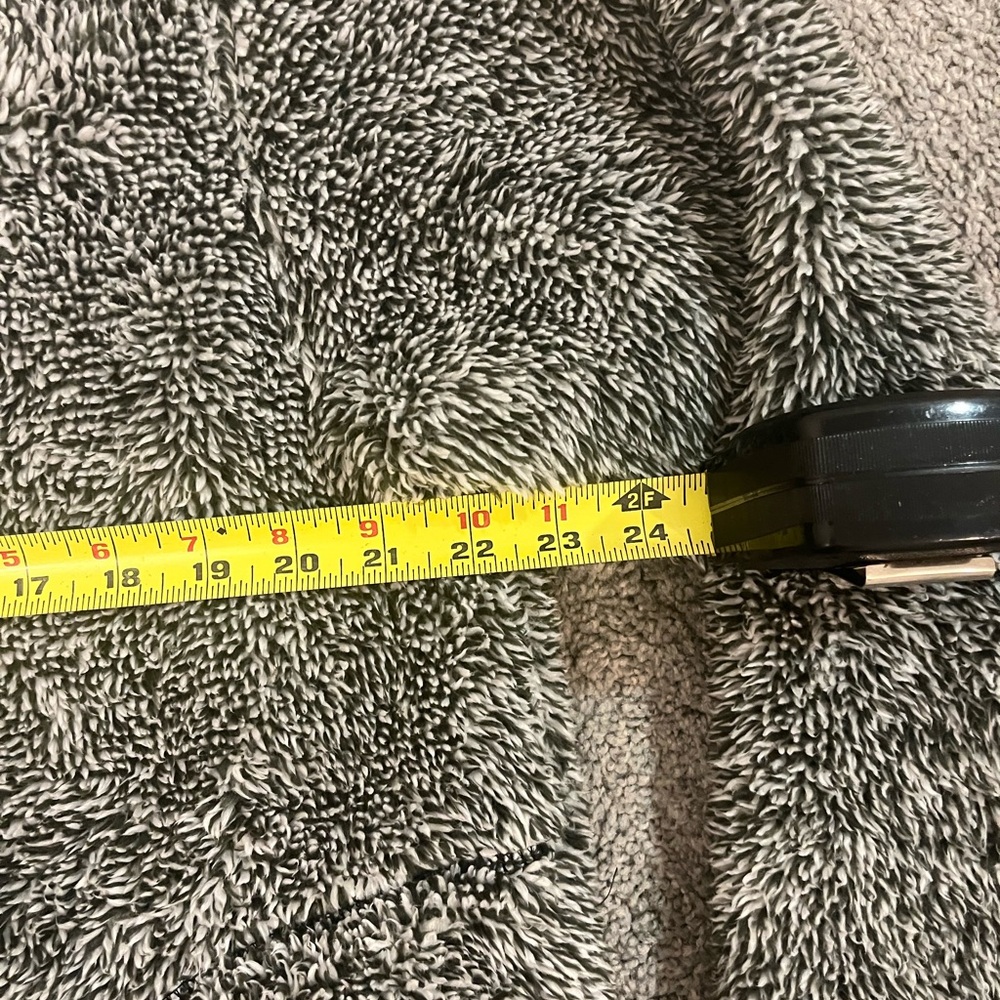Rip Curl Black and White Zip Up Sweater - Picture 4 of 7